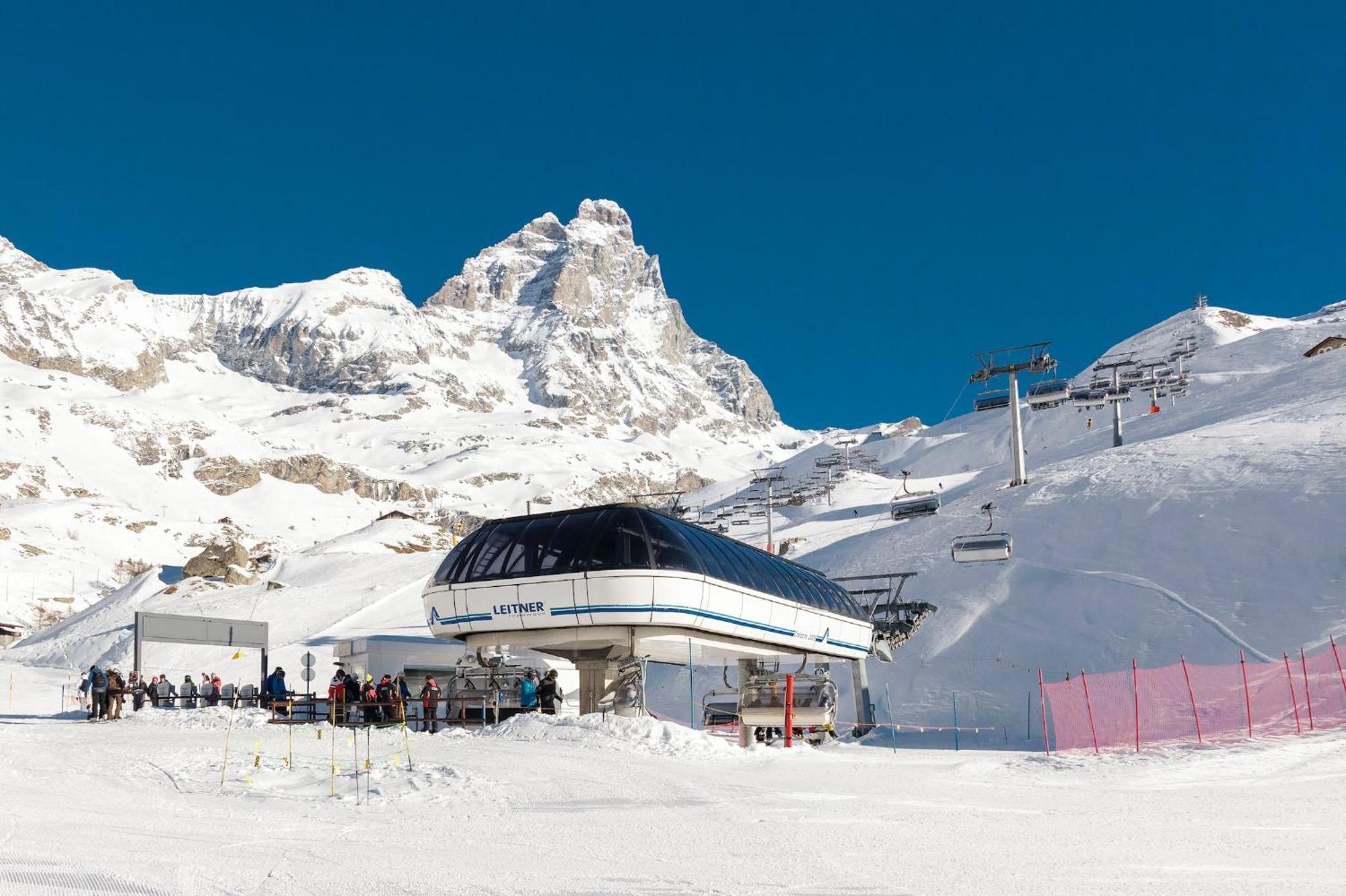 Chalet Matterhorn Francois - Central Ski Chalet With Spa And Breakfast, 100Mt Lift Bed & Breakfast Breuil-Cervinia Exterior photo