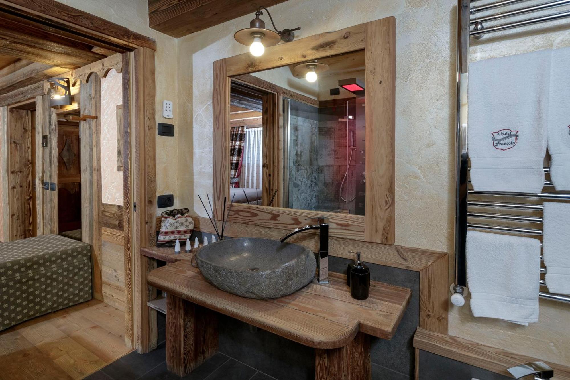 Chalet Matterhorn Francois - Central Ski Chalet With Spa And Breakfast, 100Mt Lift Bed & Breakfast Breuil-Cervinia Exterior photo