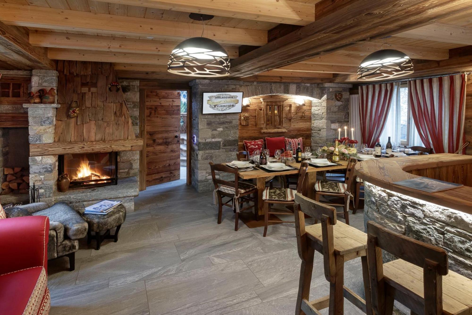 Chalet Matterhorn Francois - Central Ski Chalet With Spa And Breakfast, 100Mt Lift Bed & Breakfast Breuil-Cervinia Exterior photo